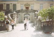 Главный вход в дворец Фонтенбло